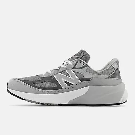 New Balance Women's 990v6 Running Shoes- Grey